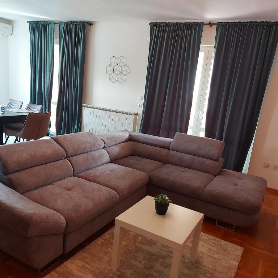 Apartments Tomic Biograd Na Moru Eksteriør bilde
